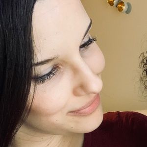 Meet your Posher, Carly